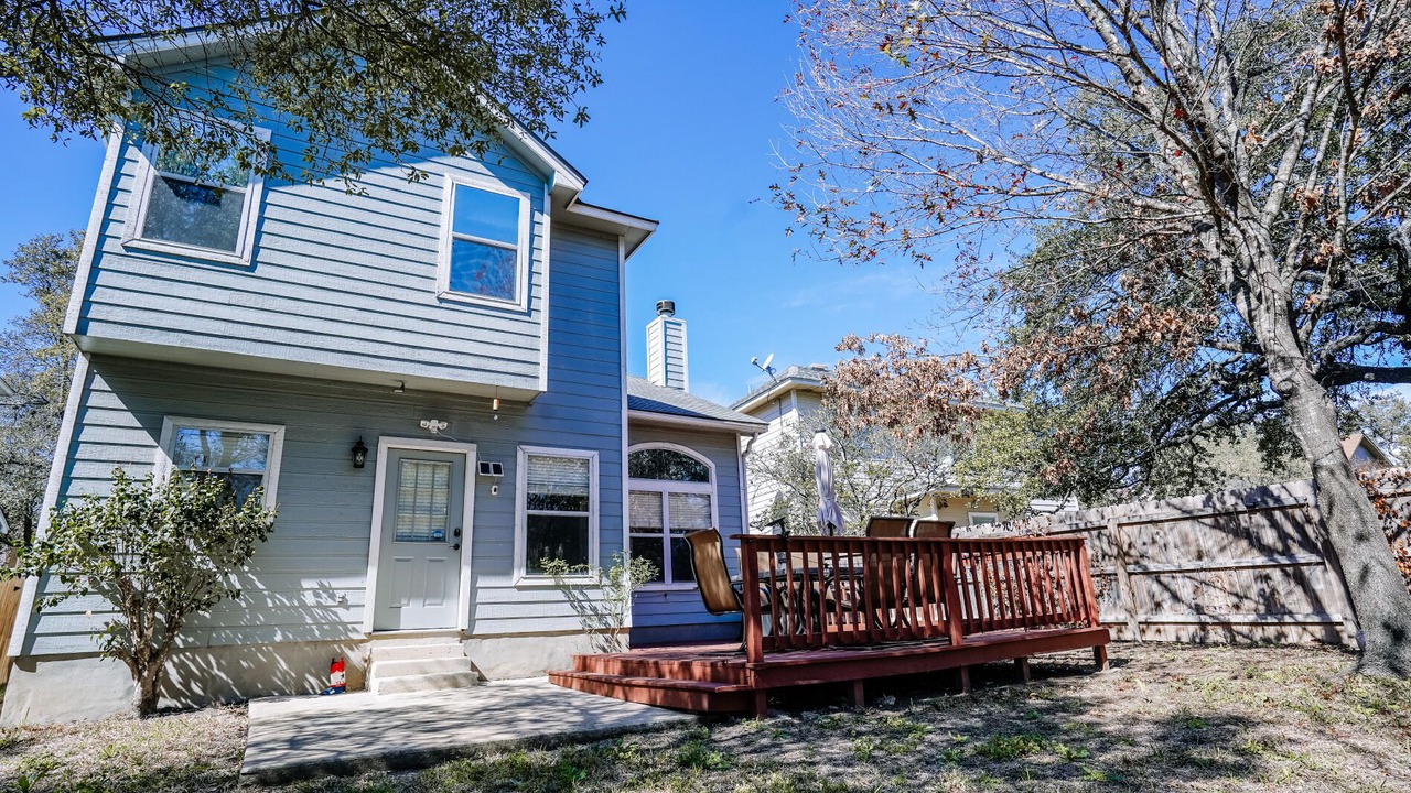Photo of Patio Balcony in Stone Oak