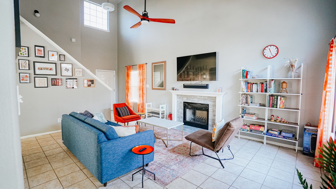 Photo of Livingroom in Stone Oak