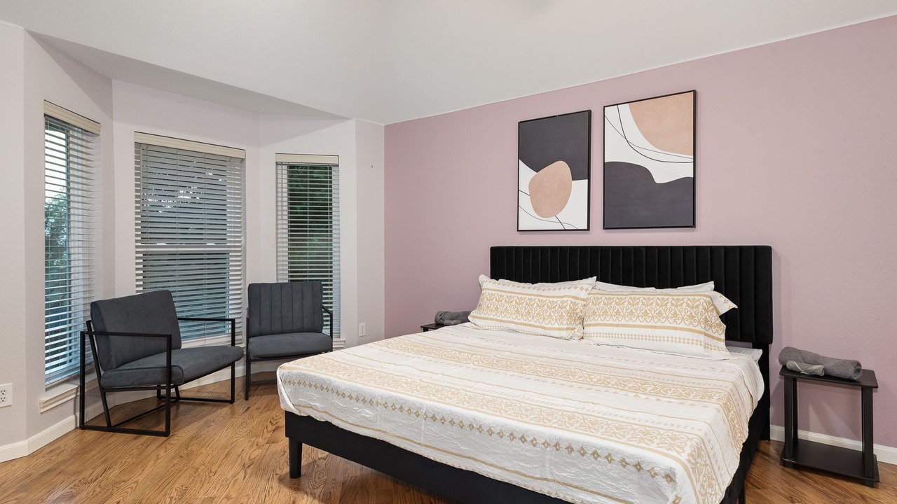 Photo of Bedroom in Rockwall
