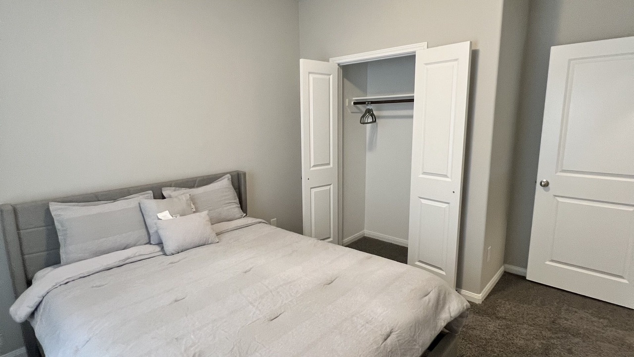 Photo of Bedroom in Cleveland
