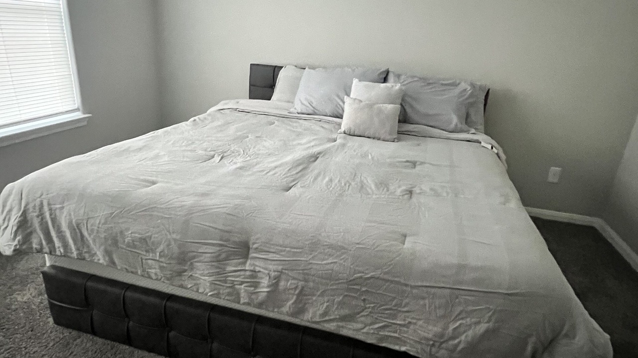 Photo of Bedroom in Cleveland