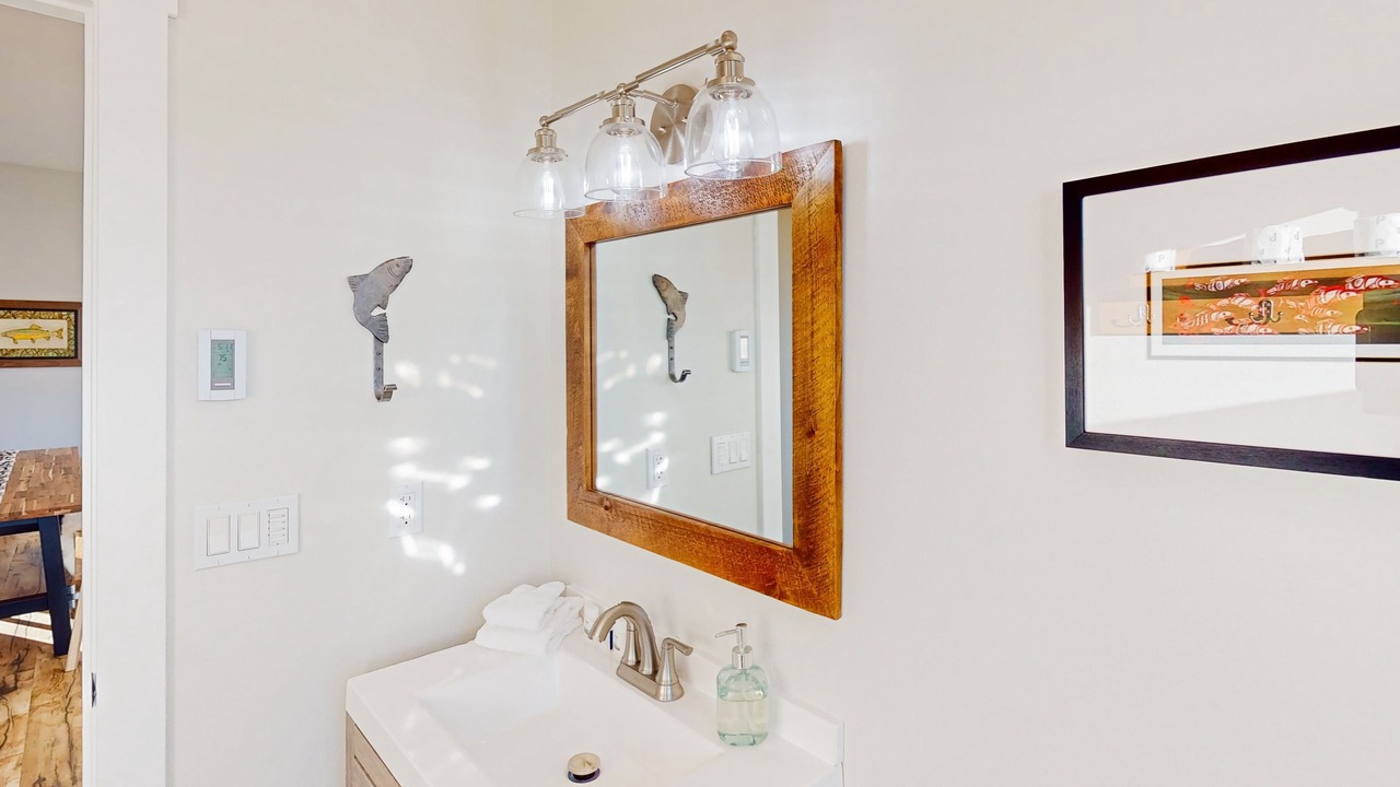 Photo of Bathroom in Pateros