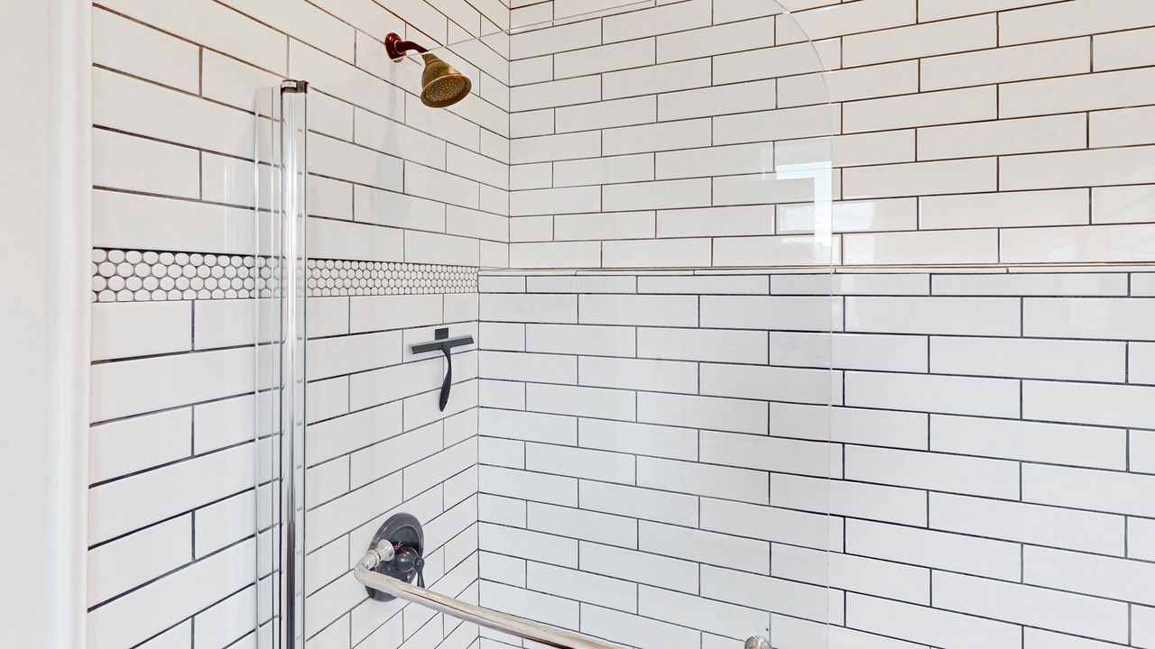 Photo of Bathroom in Pateros