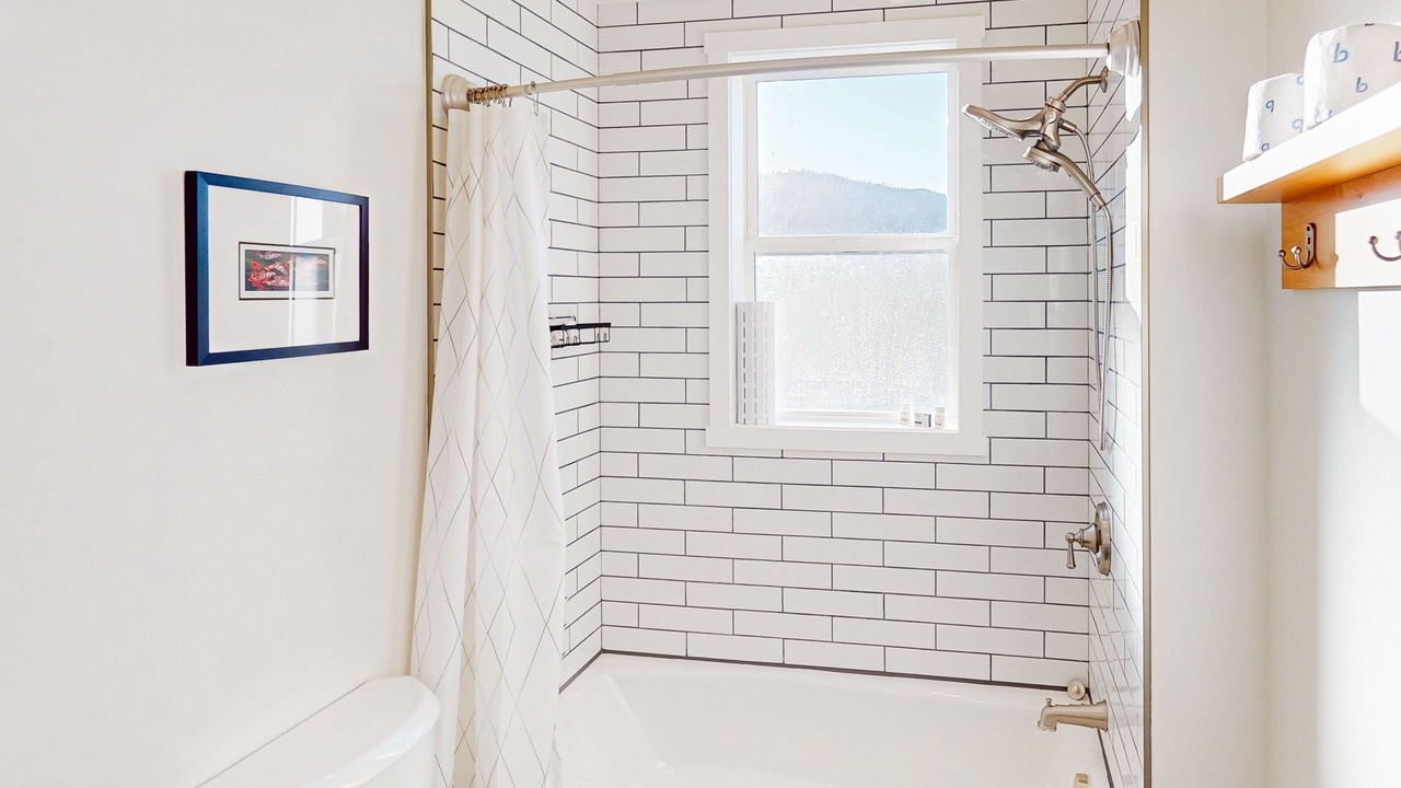 Photo of Bathroom in Pateros