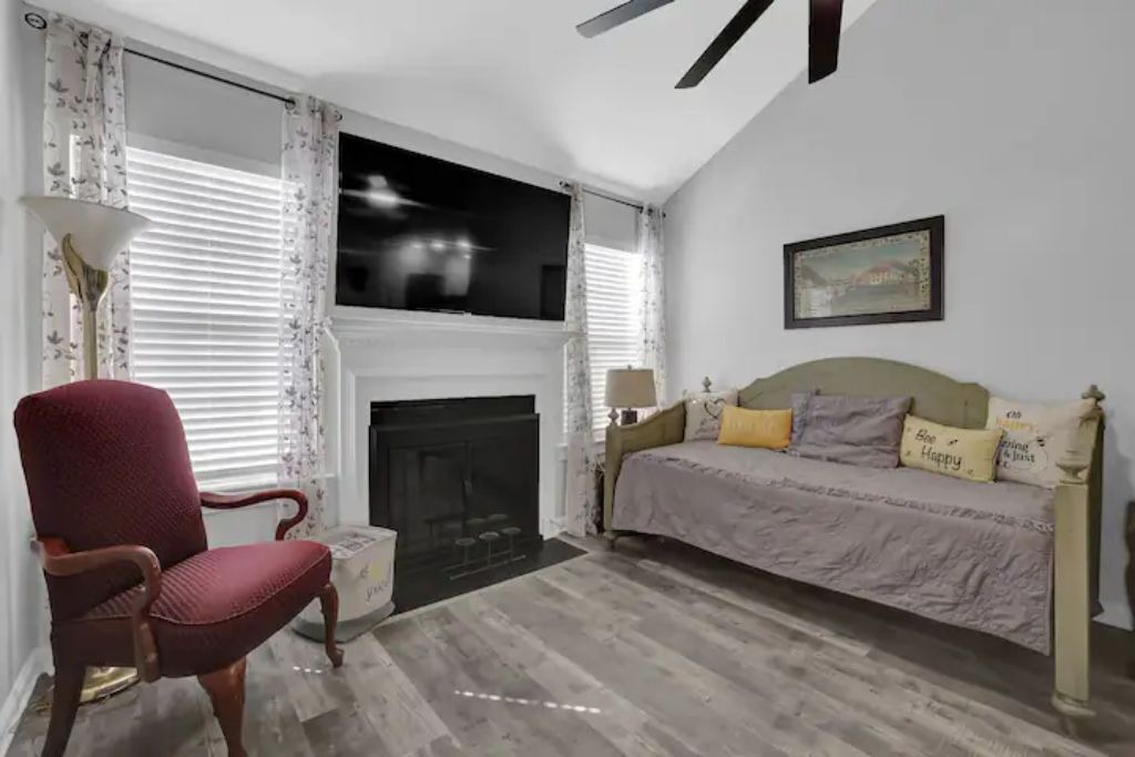 Photo of Bedroom in Kennesaw