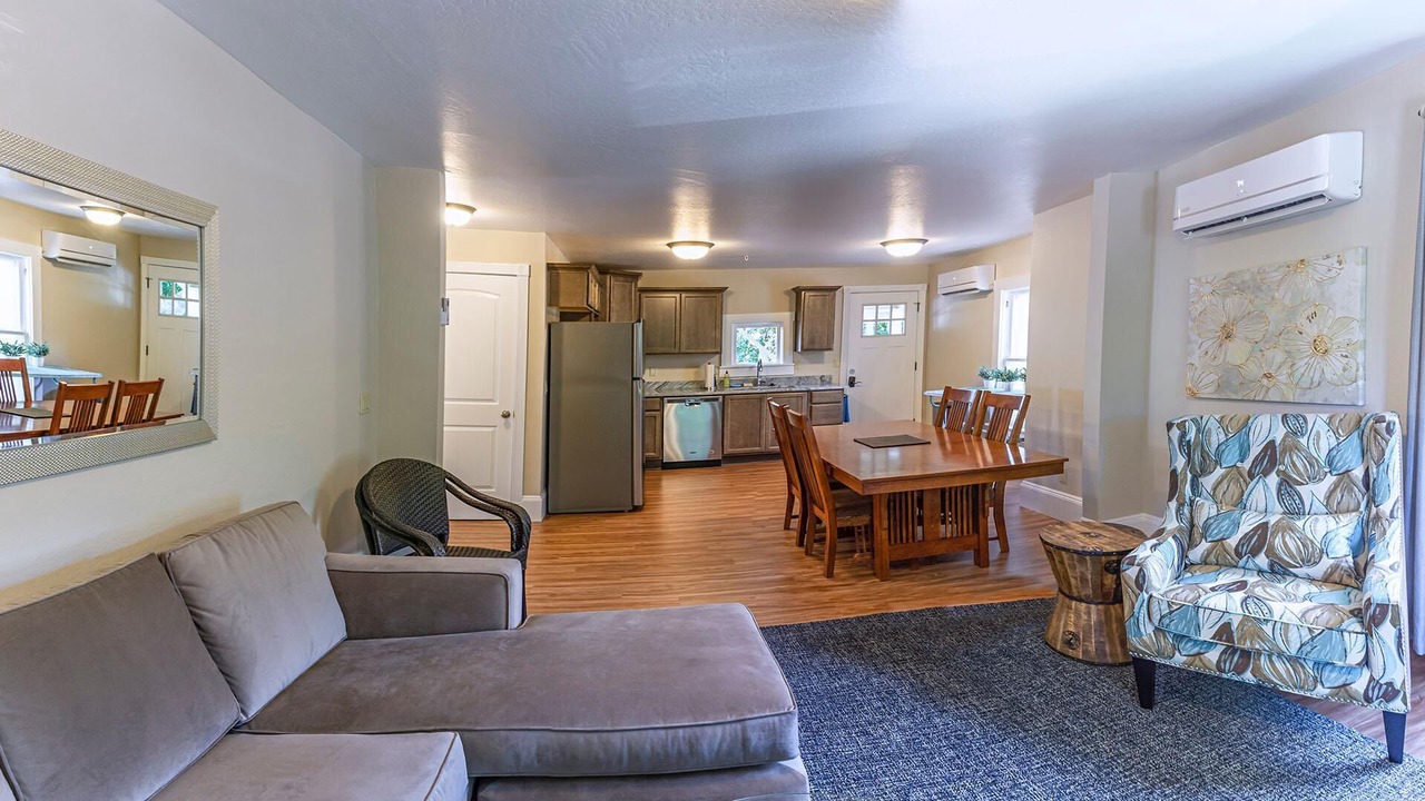Photo of Livingroom in Historic Downtown District