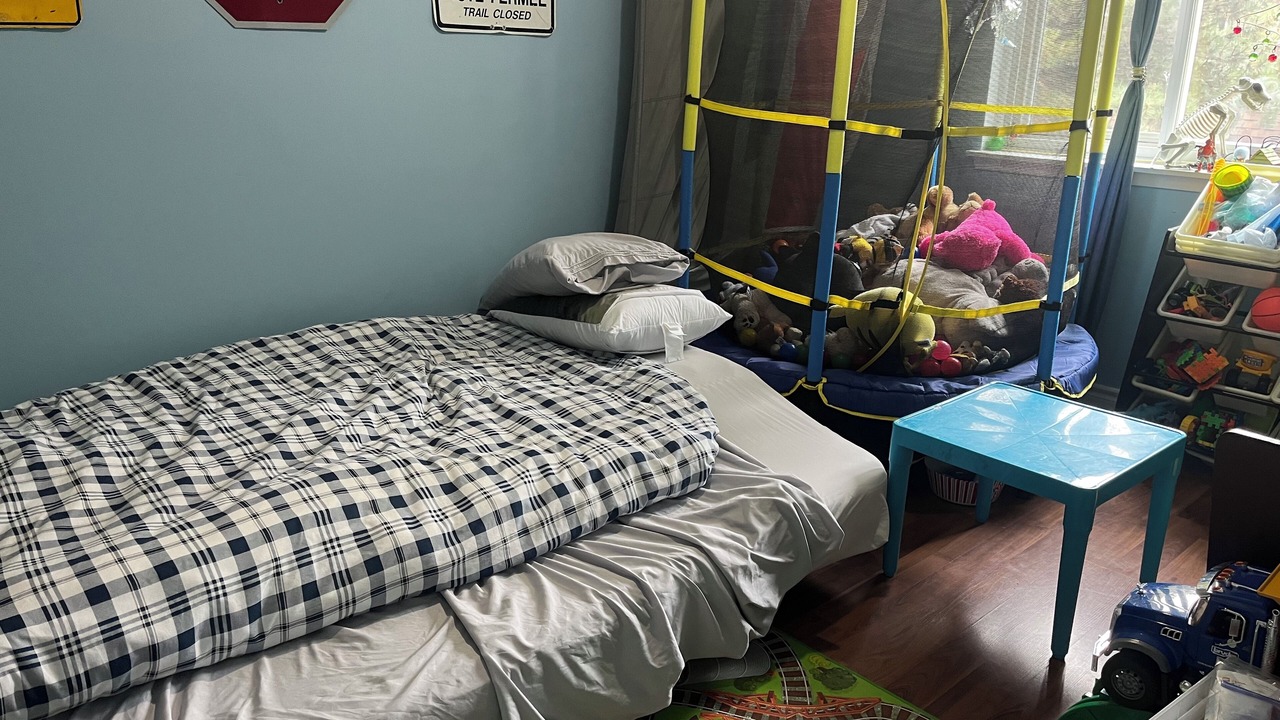 Photo of Bedroom in Clarkson-Lorne Park