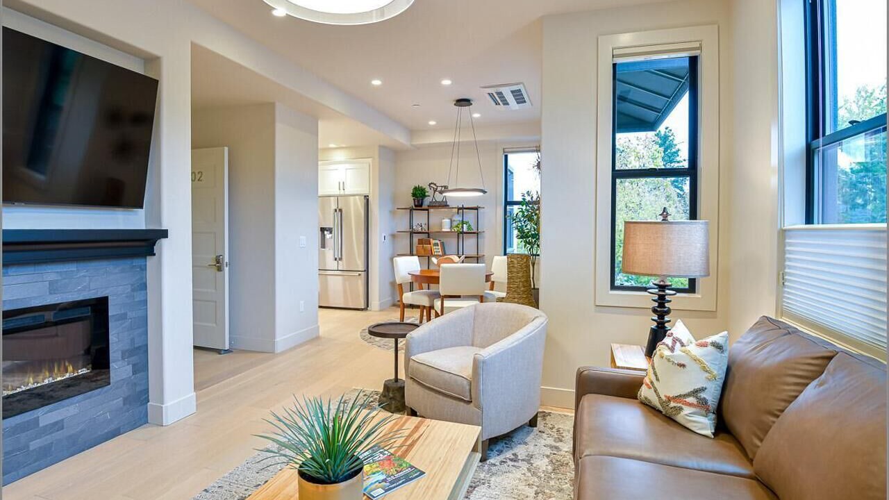 Photo of Livingroom in Historic Downtown District