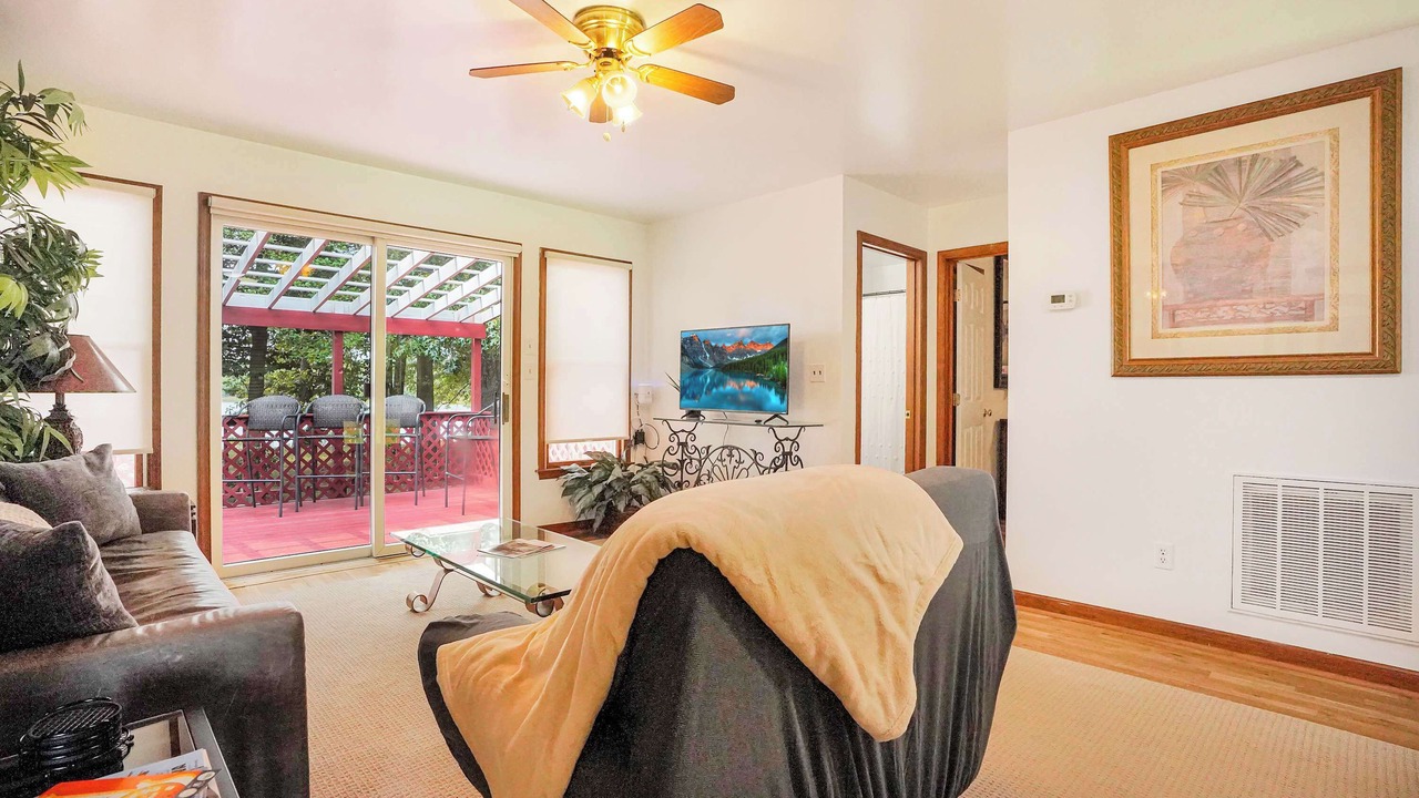 Photo of Livingroom in Locustville