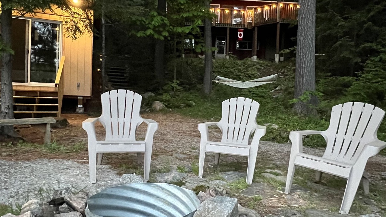 Photo of Patio Balcony in Algonquin Highlands