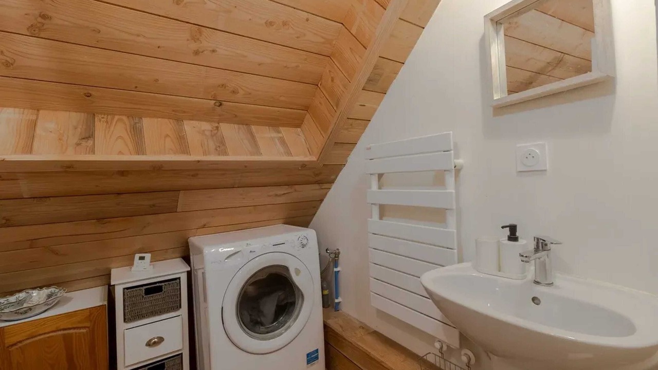 Photo of Bathroom in Chaumeil