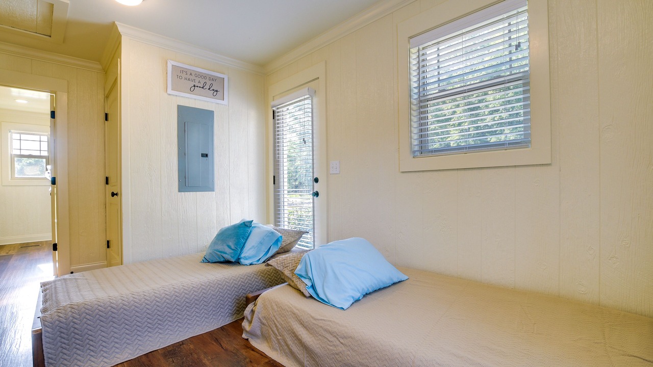 Photo of Bedroom in Benson