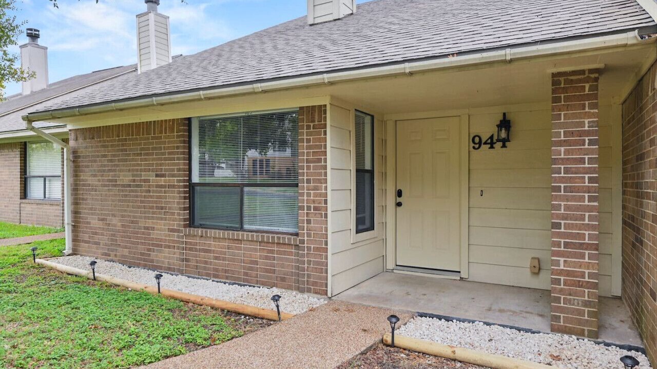 Photo of Outdoor in Villa West