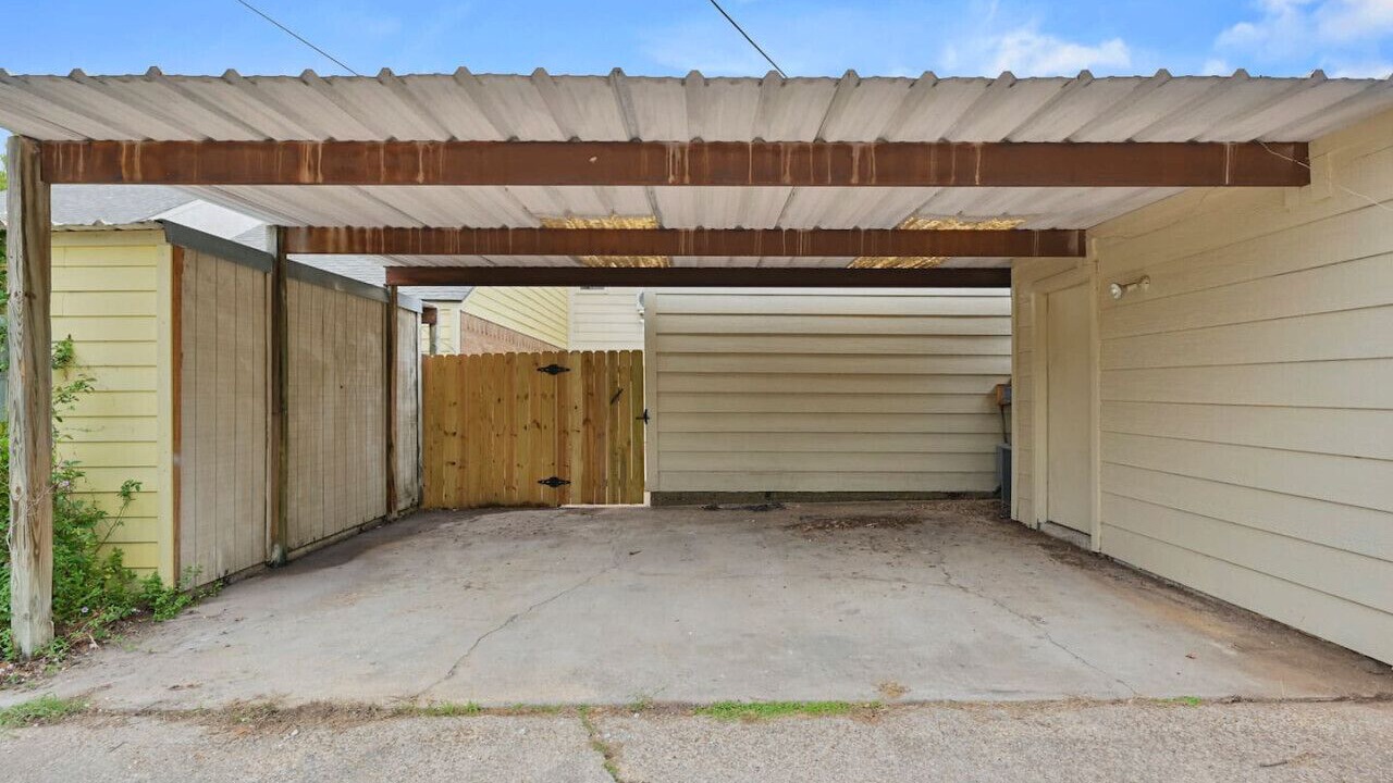 Photo of Outdoor in Villa West
