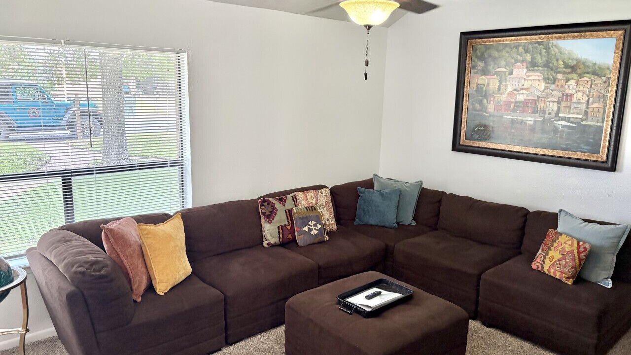 Photo of Livingroom in Villa West