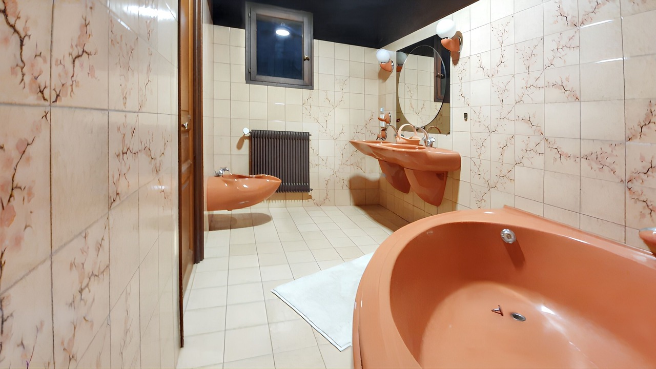 Photo of Bathroom in Montricoux