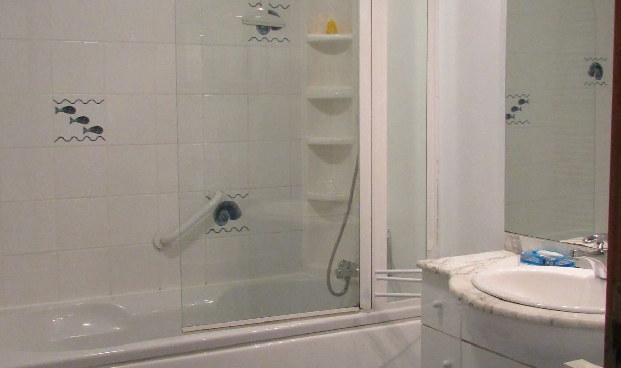 Photo of Bathroom in Denee
