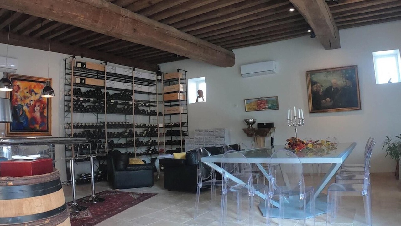 Photo of Others in Beaune