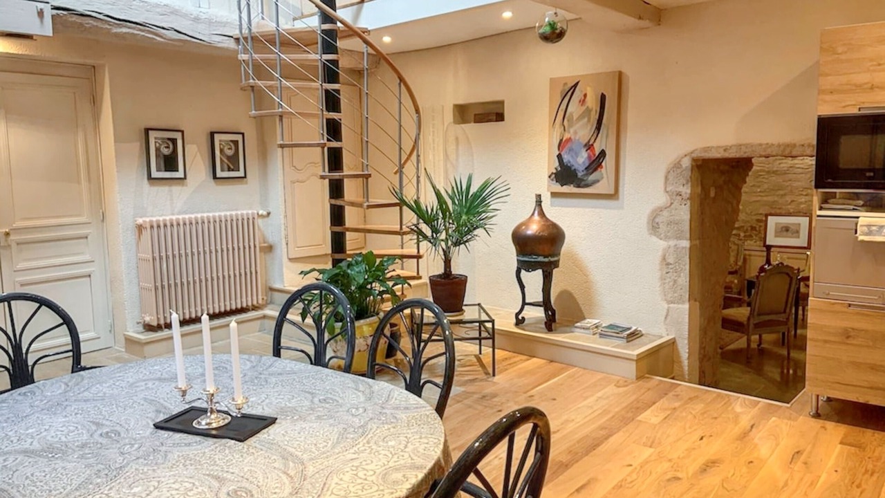 Photo of Livingroom in Beaune