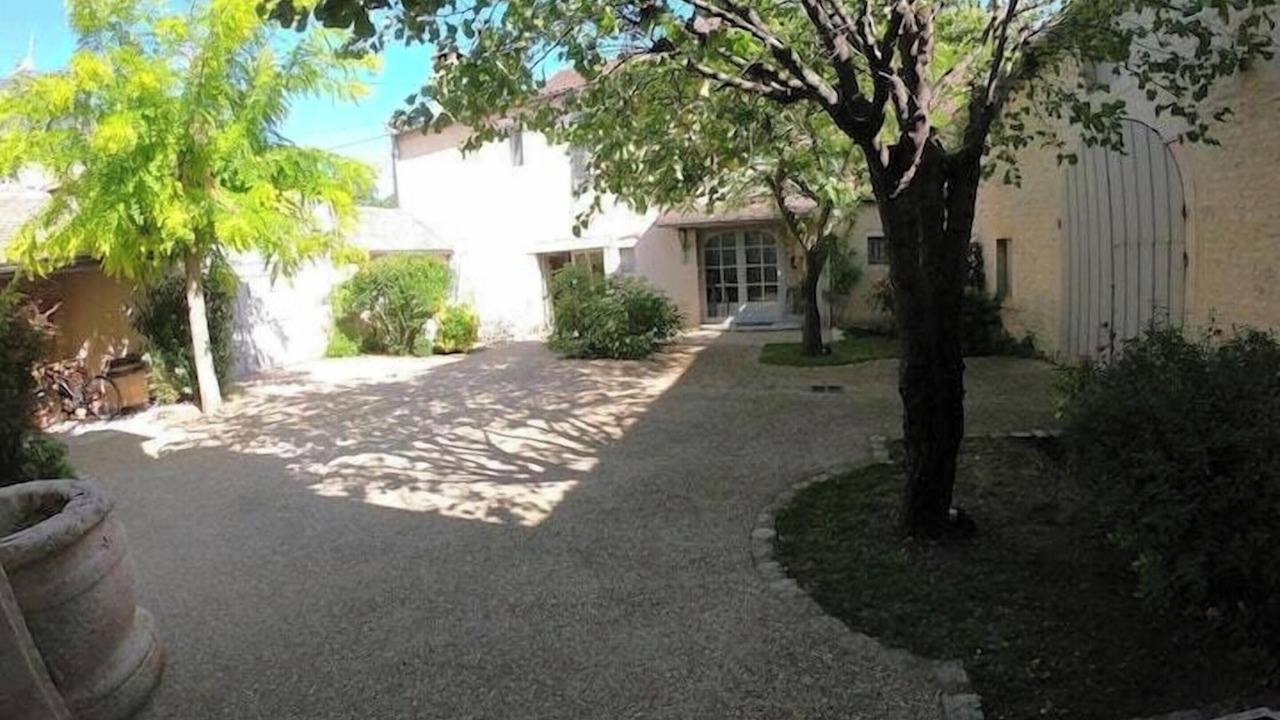 Photo of Others in Beaune