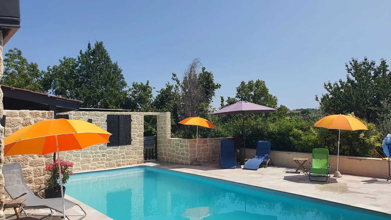 Photo of Outdoor in Montfermier