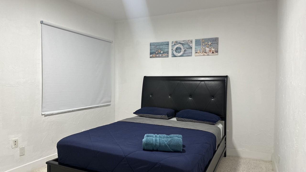 Photo of Bedroom in South Lake