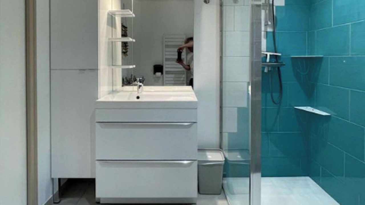 Photo of Bathroom in Saint-Laurent-sur-Mer