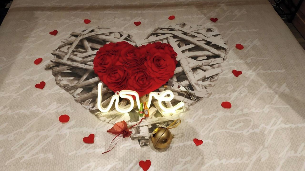 Photo of Others in Louatre