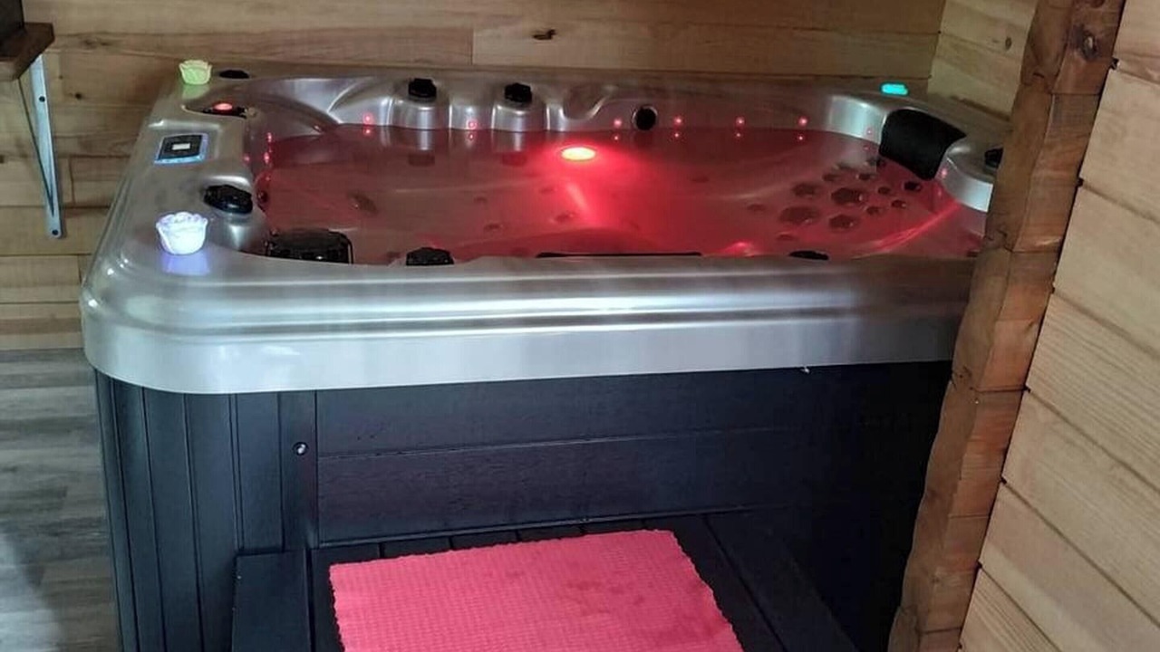 Photo of Others in Louatre