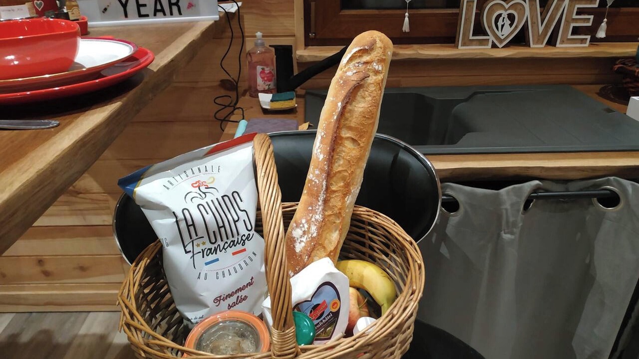 Photo of Others in Louatre