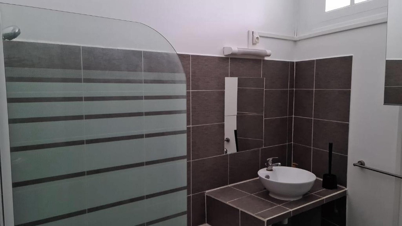 Photo of Bathroom in Beaugency