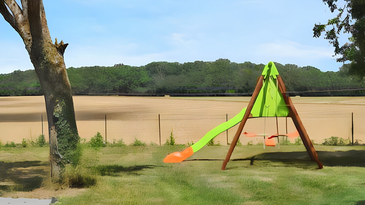 Photo of Others in Saint-Martin-de-Lamps