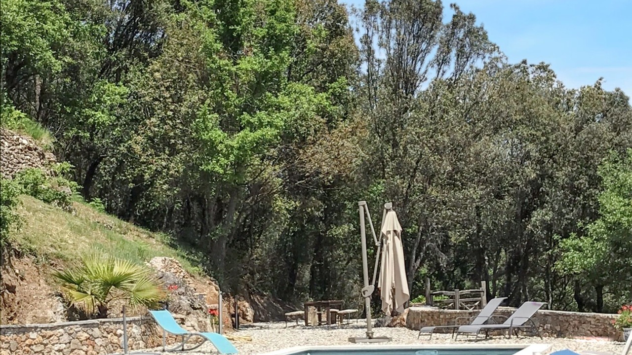Photo of Outdoor in Saint-Julien-de-la-Nef