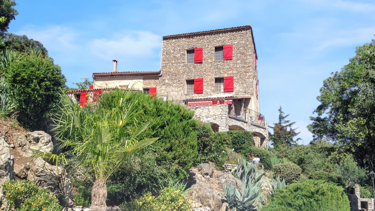 Photo of Outdoor in Saint-Julien-de-la-Nef