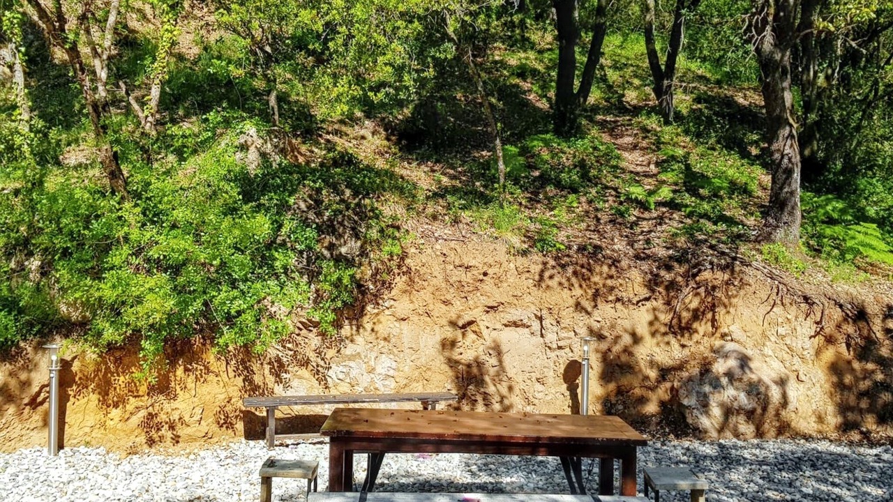 Photo of Outdoor in Saint-Julien-de-la-Nef