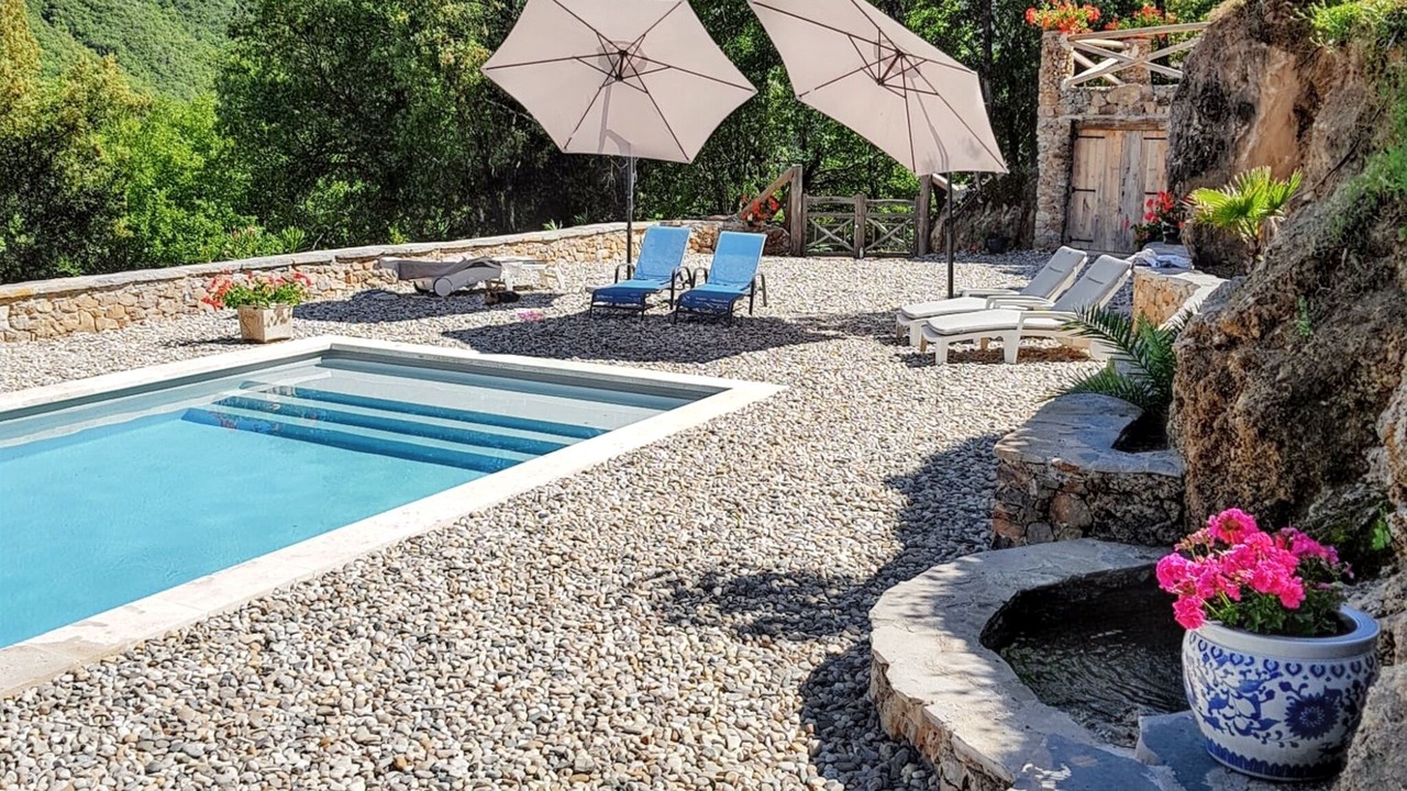Photo of Outdoor in Saint-Julien-de-la-Nef