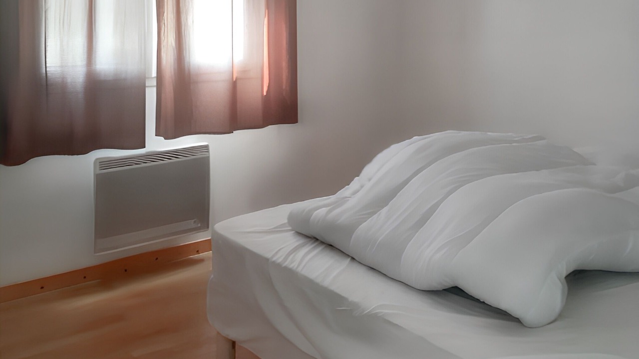 Photo of Others in Sully