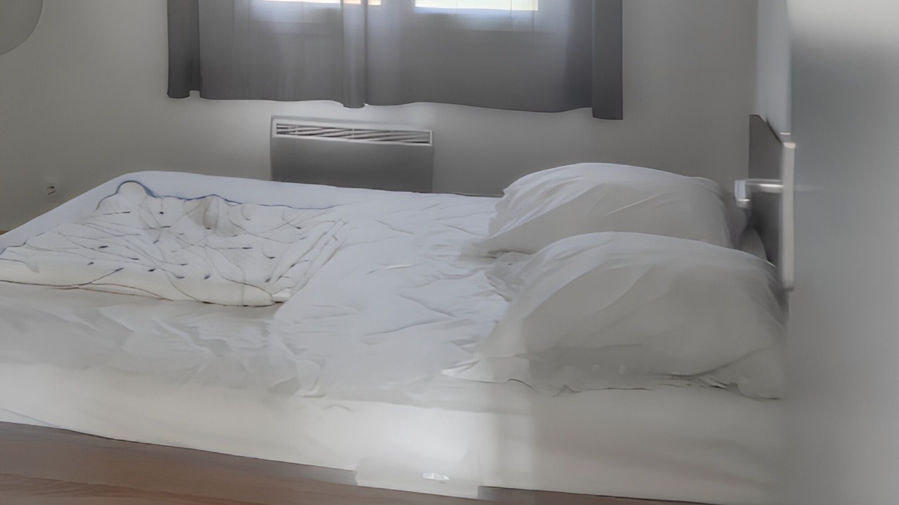 Photo of Others in Sully