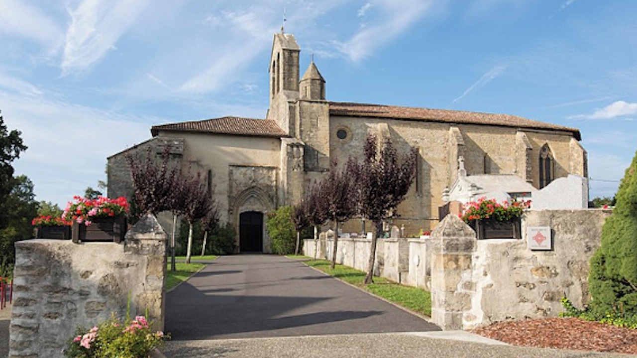 Photo of Others in Saint-Martin-de-Hinx