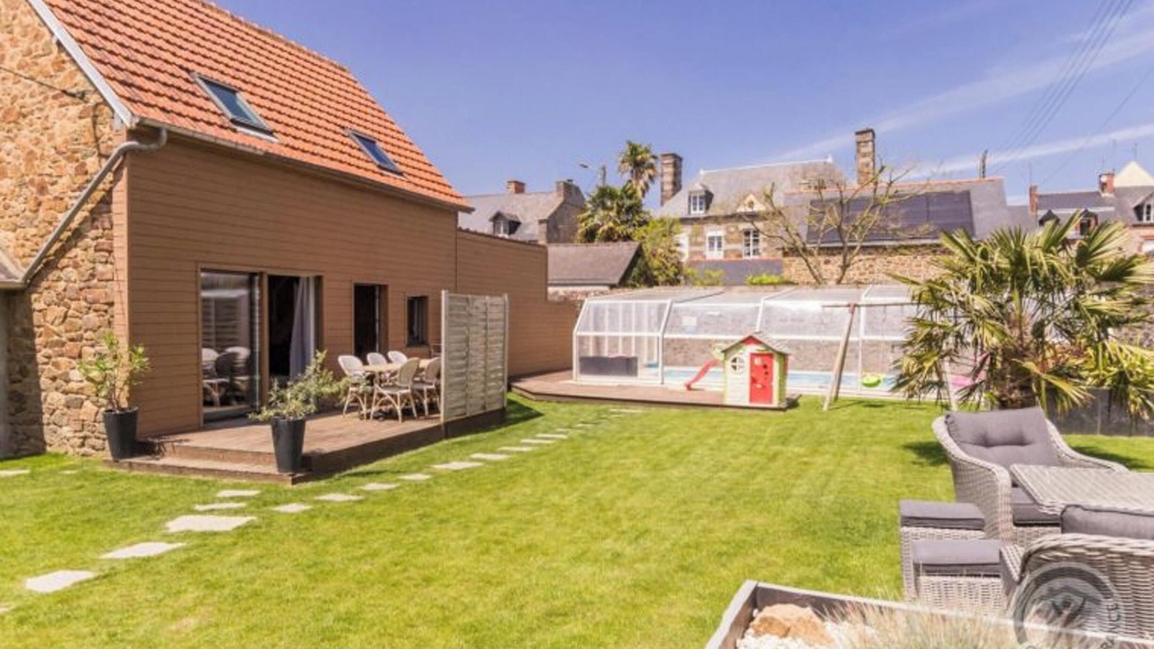 Photo of Others in Pontorson