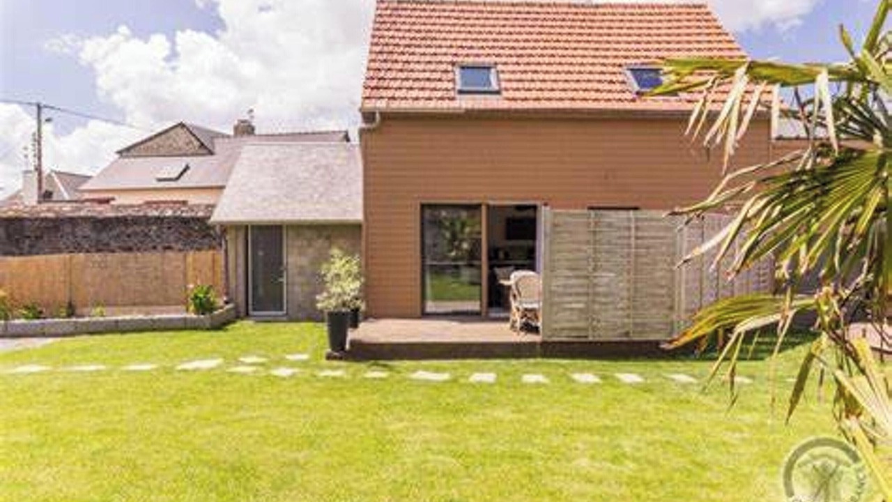 Photo of Others in Pontorson