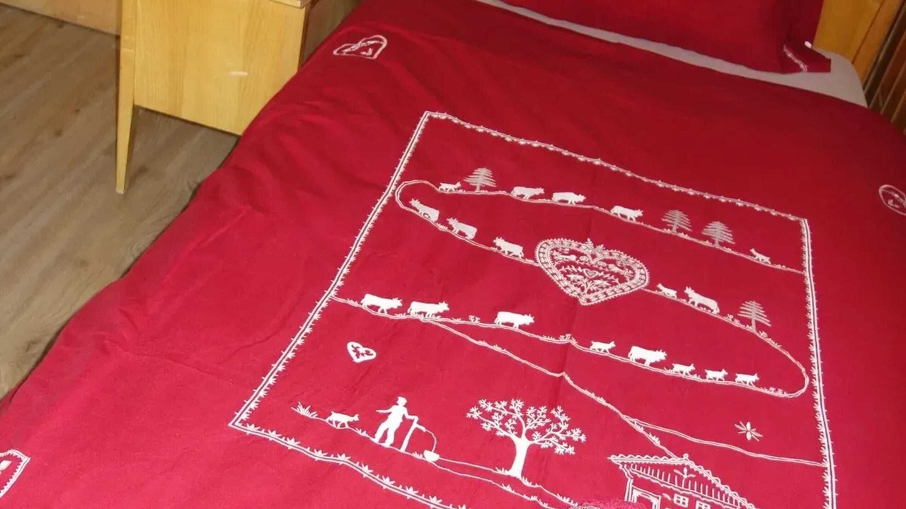 Photo of Bedroom in Haut-Intyamon