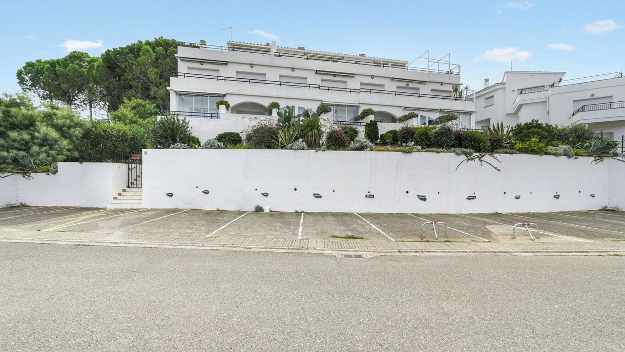 Photo of Others in Llanca