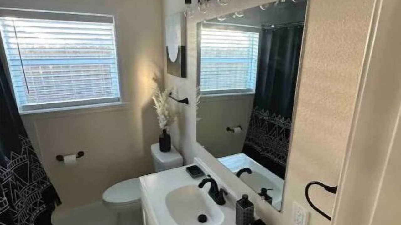 Photo of Bathroom in Northside