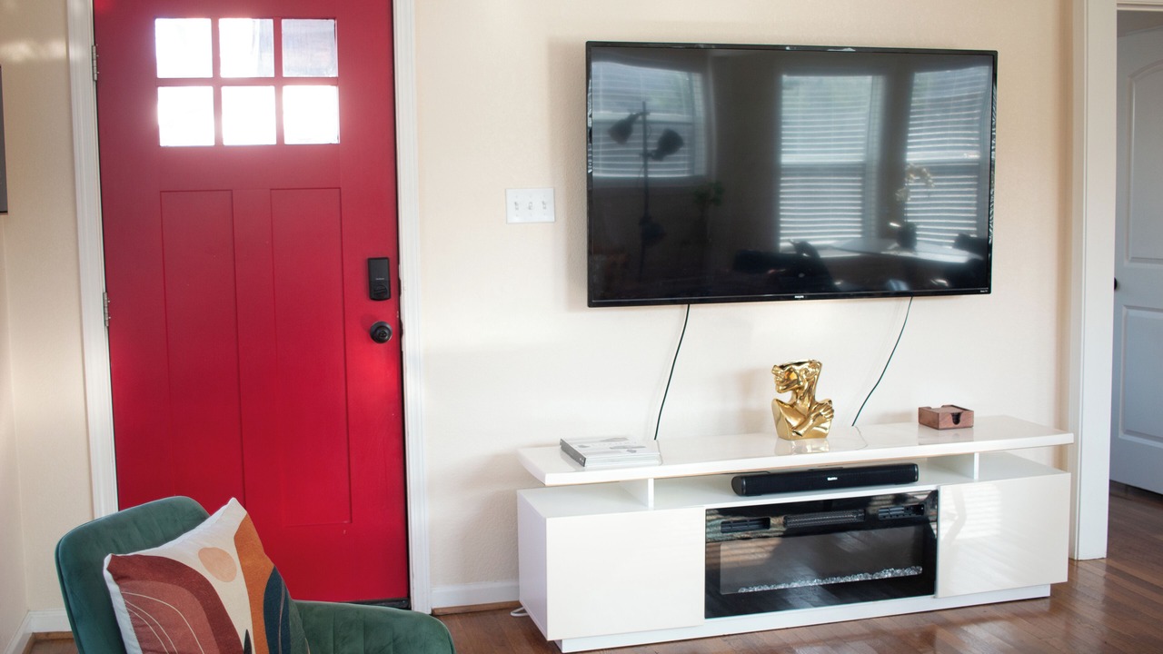 Photo of Livingroom in Northside