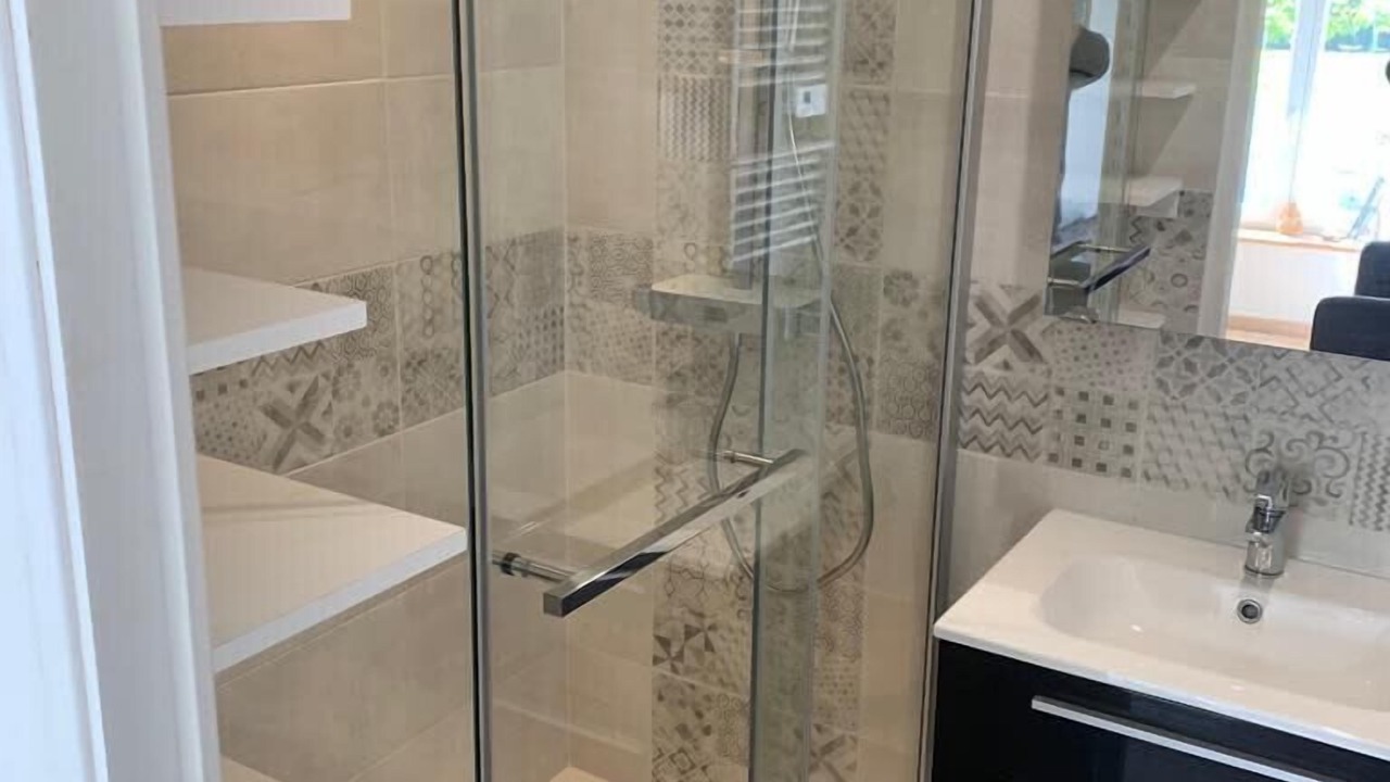 Photo of Bathroom in Hermanville-sur-Mer