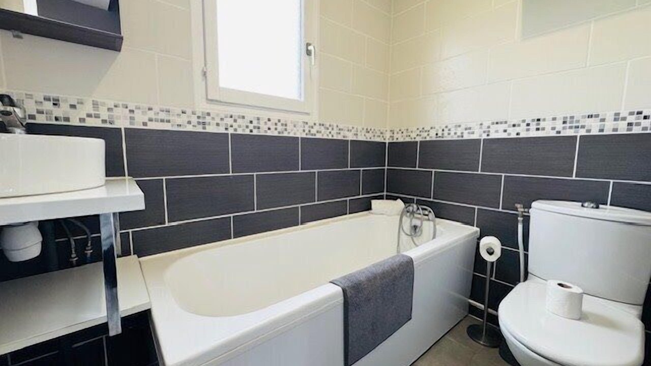 Photo of Bathroom in Hermanville-sur-Mer