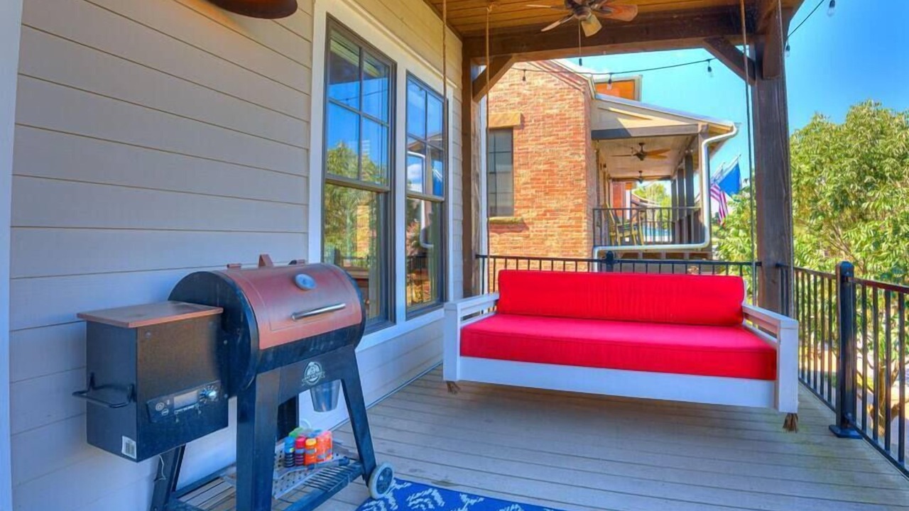 Photo of Patio Balcony in Carlton Landing