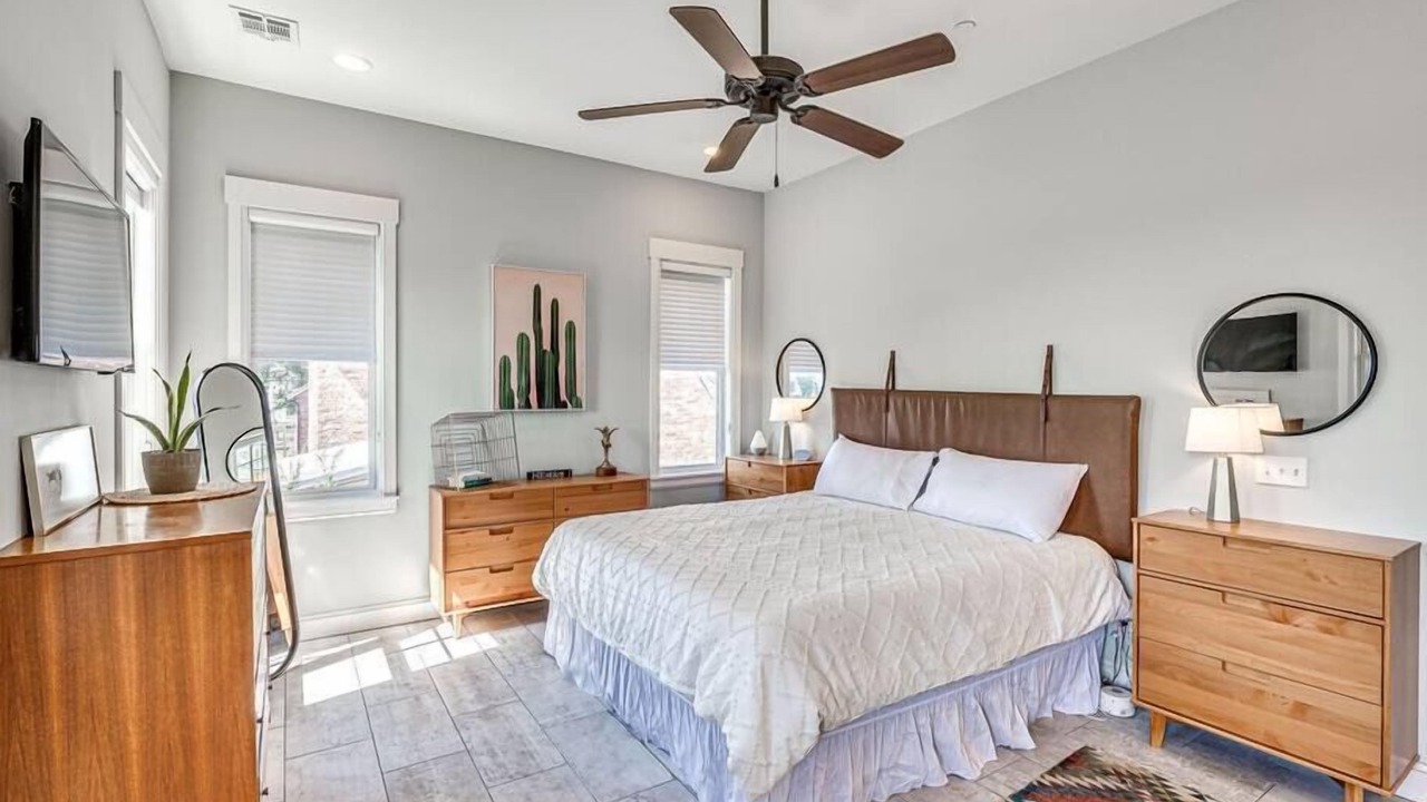 Photo of Bedroom in Carlton Landing