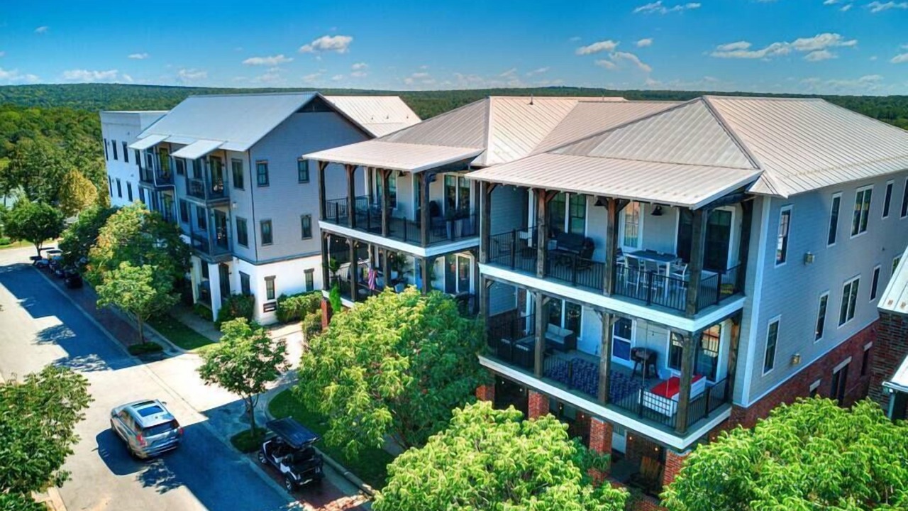 Photo of Outdoor in Carlton Landing
